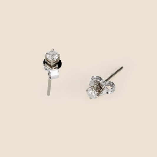 Four-Claw Diamond Stud Earrings (1/3 ct. tw.)